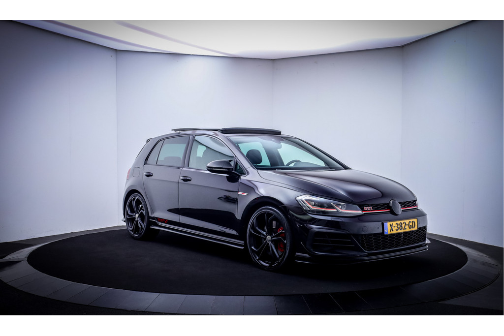 35677887-2.jpg