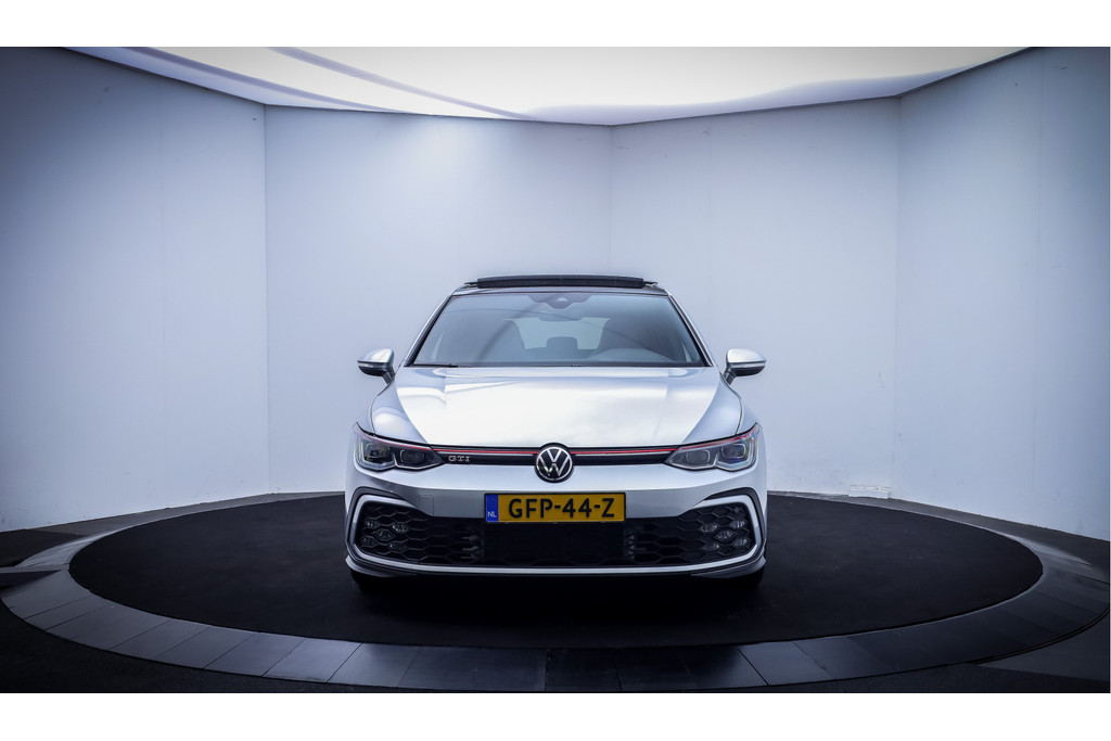 38536582-1.jpg
