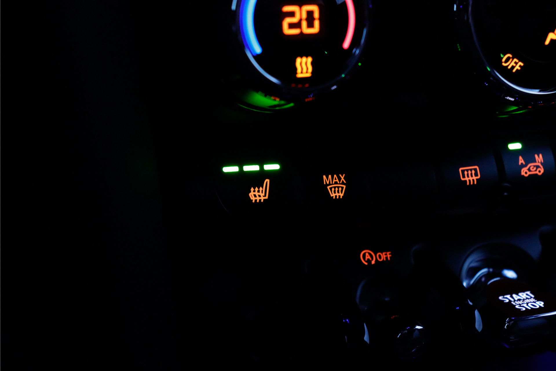 44203445-25.jpg