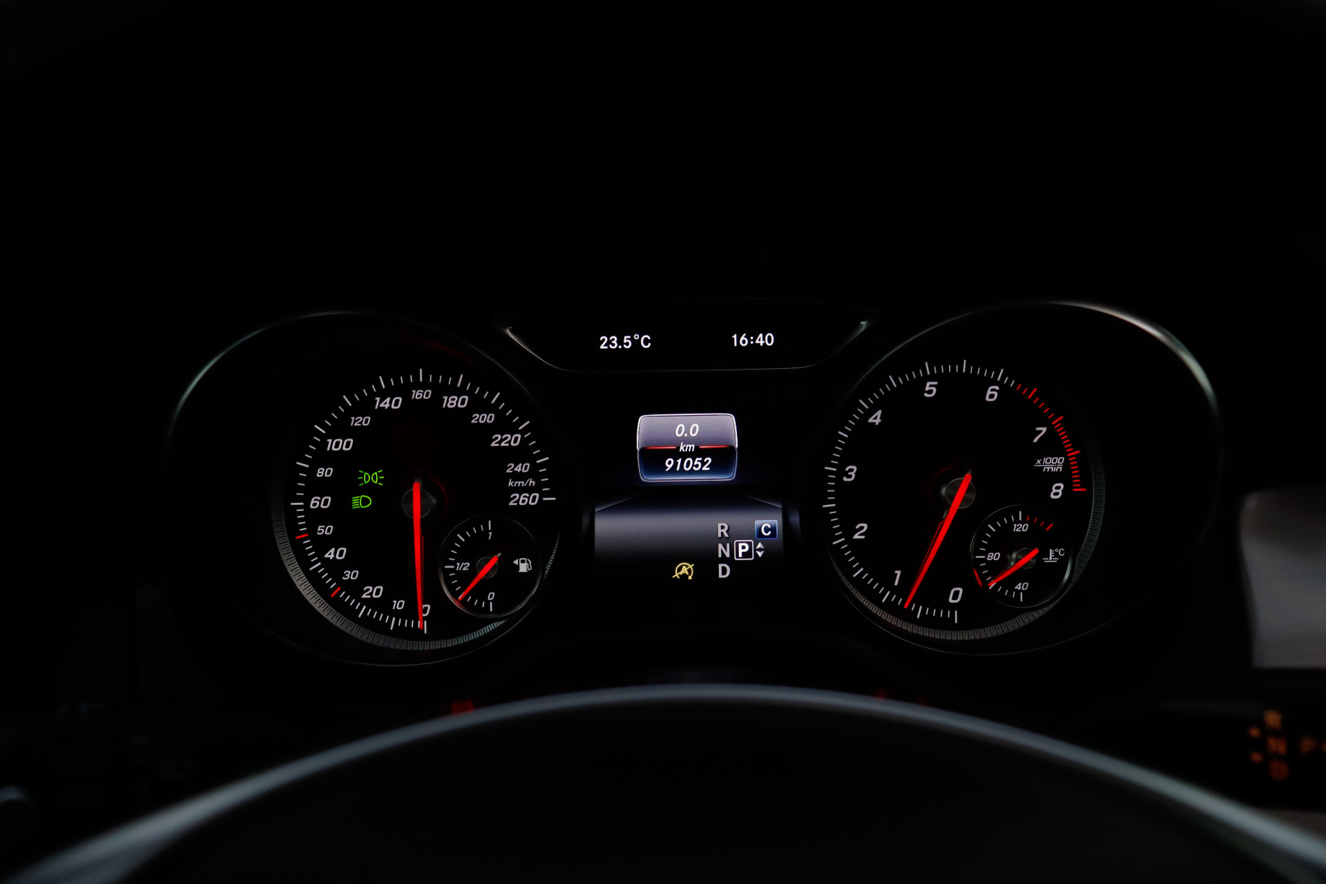 47857975-14.jpg
