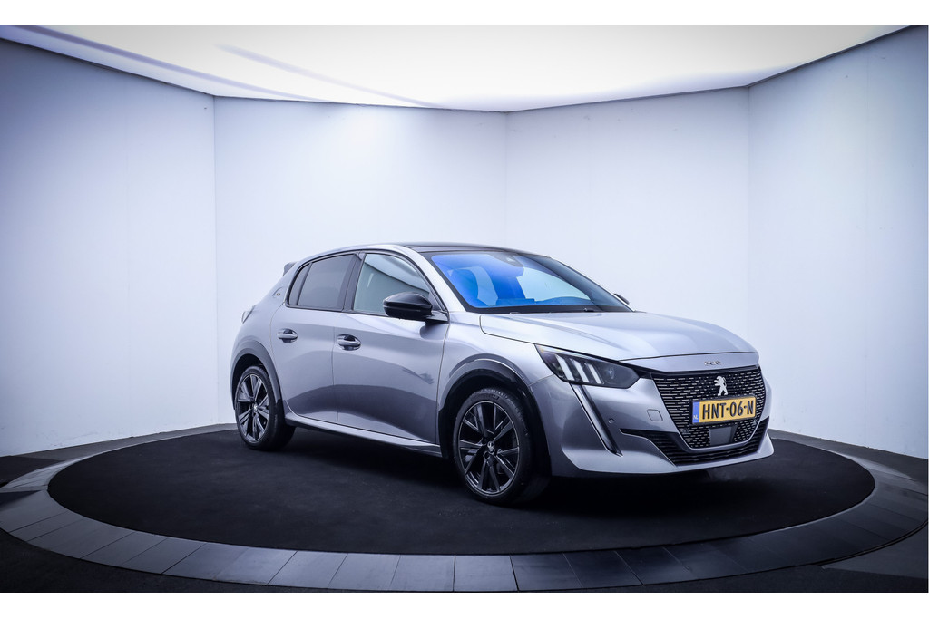51016360-2.jpg