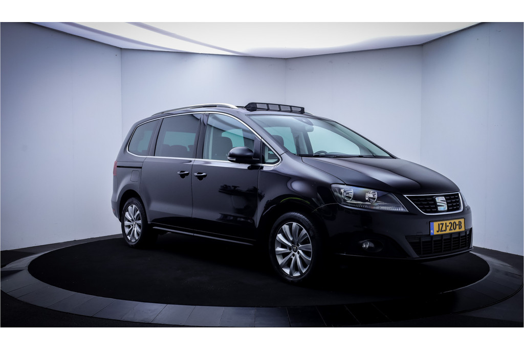 51381758-2.jpg