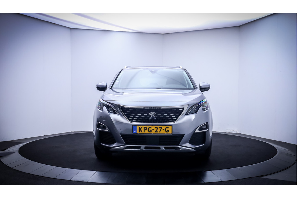 54099805-1.jpg