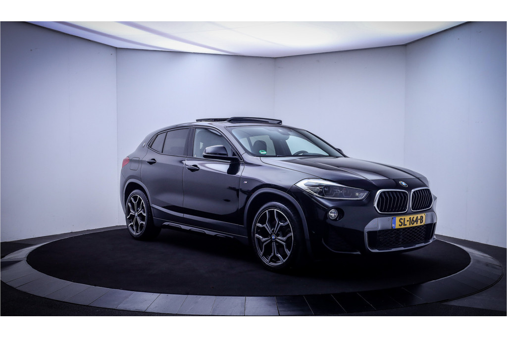 54378248-2.jpg