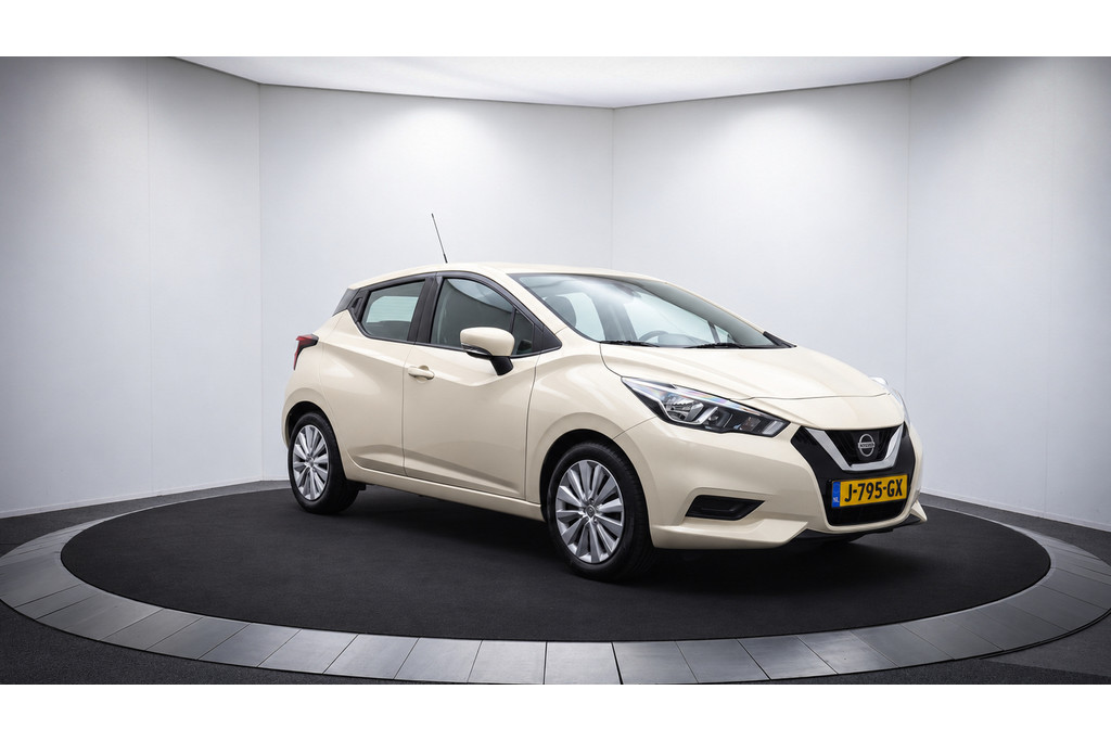 57364682-2.jpg